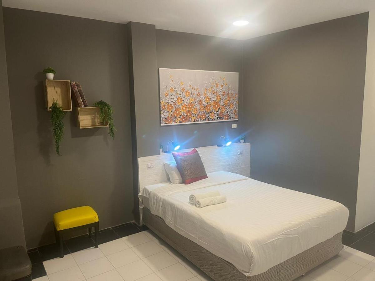 Center Hotel Chaweng  Bagian luar foto