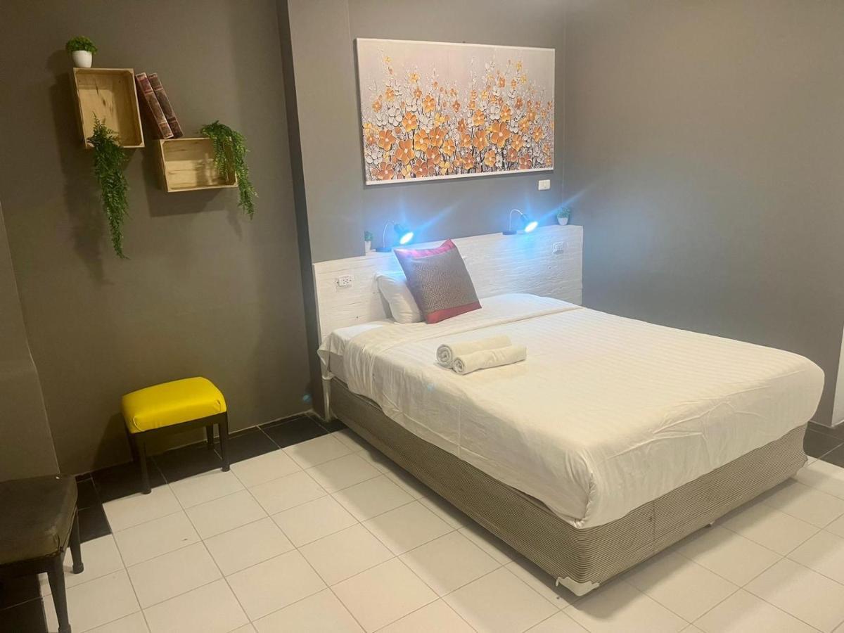 Center Hotel Chaweng  Bagian luar foto
