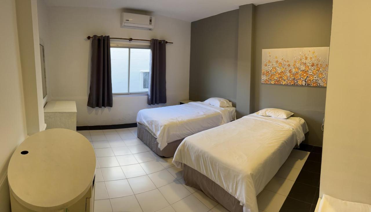 Center Hotel Chaweng  Bagian luar foto