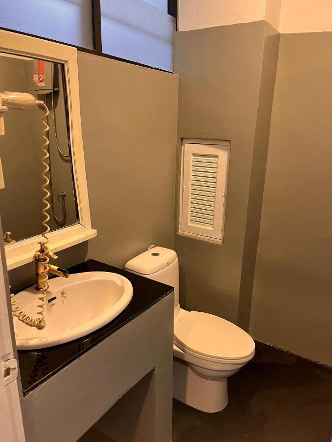 Center Hotel Chaweng  Bagian luar foto